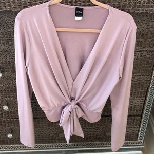 Long sleeve pretty blouse